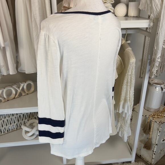 Maurice's size Medium women's light weight baseball tee, dark blue white #2740 - Picture 3 of 7